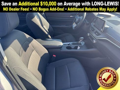 Used 2025 Nissan Altima 2.5 SV image 22