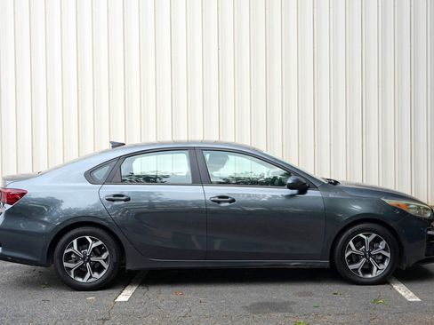 Used 2020 Kia Forte LXS FWD image 44