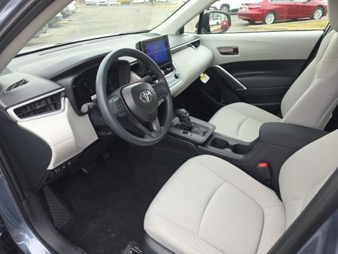 New 2026 Toyota Corolla Cross L image 8
