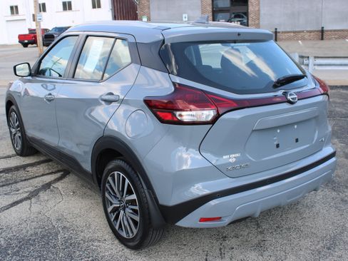 Certified 2023 Nissan Kicks SV FWD image 3