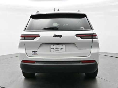 Used 2023 Jeep Grand Cherokee L Laredo image 6