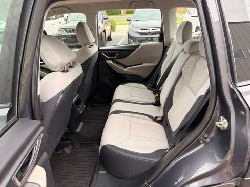 Used 2022 Subaru Forester AWD/4WD image 12