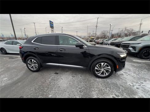 Used 2023 Buick Envision Essence image 9