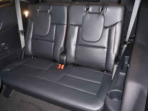New 2026 Ford Explorer ST-Line w/ ST-Line Street Pack AWD/4WD image 17