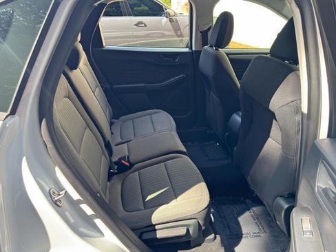 Used 2022 Ford Escape S AWD/4WD image 33