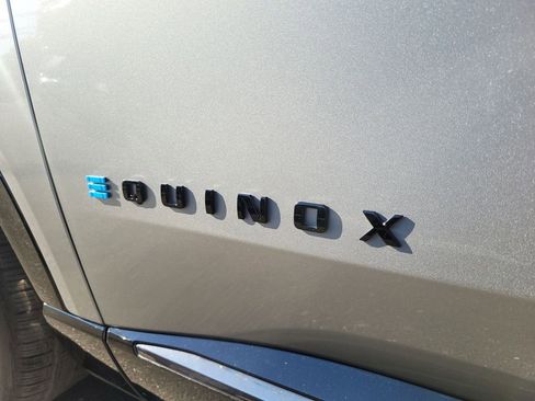 New 2026 Chevrolet Equinox EV RS image 32