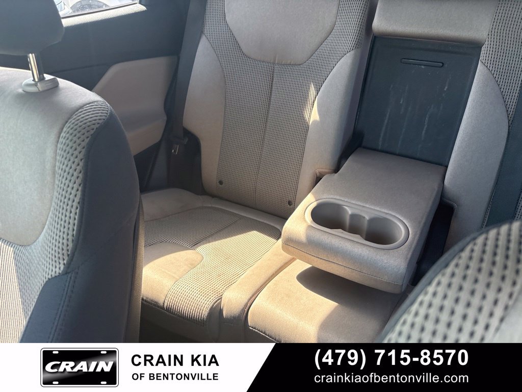 Used 2022 Hyundai Santa Fe SEL FWD image 17