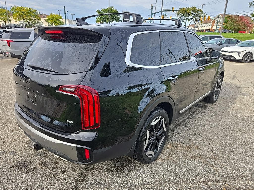 Certified 2025 Kia Telluride S AWD/4WD image 3