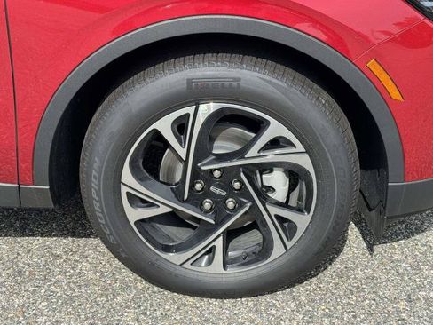 New 2026 Lincoln Nautilus Premier w/ Equipment Group 102A AWD/4WD image 6