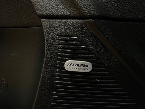Used 2021 Dodge Challenger R/T Scat Pack RWD image 28