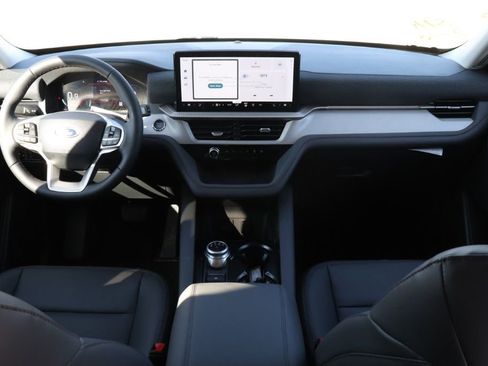 New 2026 Ford Explorer Active image 12