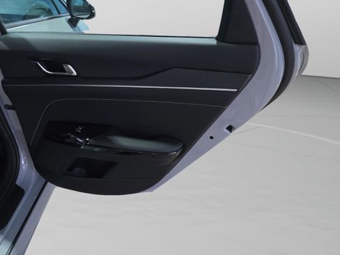 Used 2026 Kia K5 GT-Line image 35