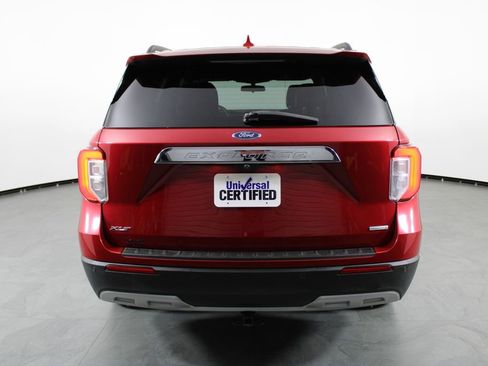 Used 2020 Ford Explorer XLT w/ Equipment Group 202A image 9