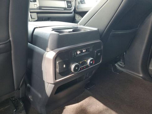 Used 2023 Ford Expedition Max Platinum image 13