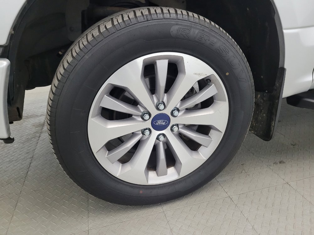 Used 2017 Ford F150 XL w/ Equipment Group 101A Mid AWD/4WD image 31