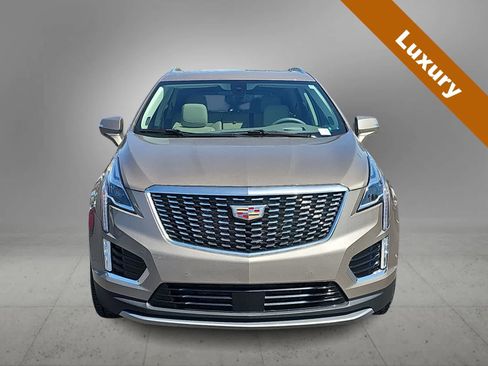 Used 2022 Cadillac XT5 Premium Luxury w/ Technology Package image 3