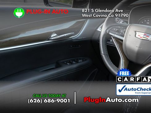 Used 2022 Cadillac XT6 Sport w/ Platinum Package image 19
