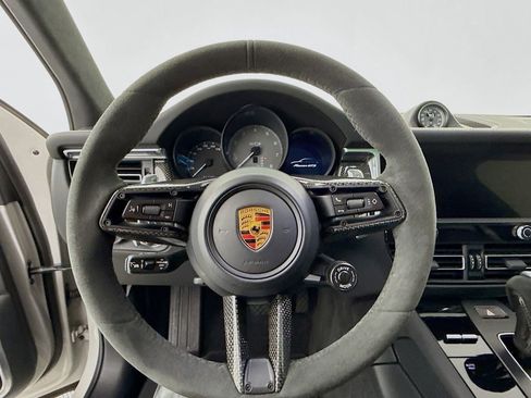 Certified 2023 Porsche Macan GTS AWD/4WD image 12