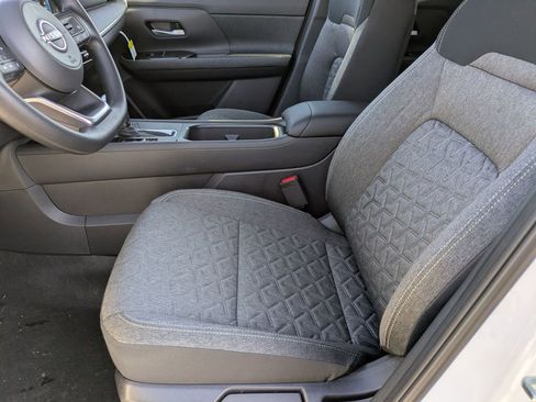 New 2026 Nissan Kicks SV w/ SV Premium Package image 13