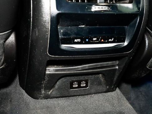 Used 2021 BMW X3 xDrive30e w/ Premium Package image 27