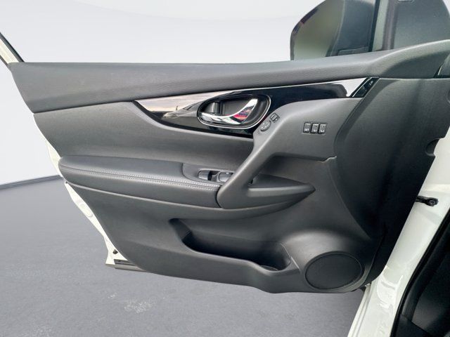 Certified 2022 Nissan Rogue Sport SL w/ Premium Package FWD image 30