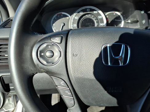 Used 2015 Honda Accord EX-L image 23