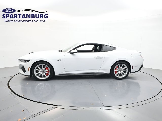 Used 2024 Ford Mustang GT Premium RWD image 4
