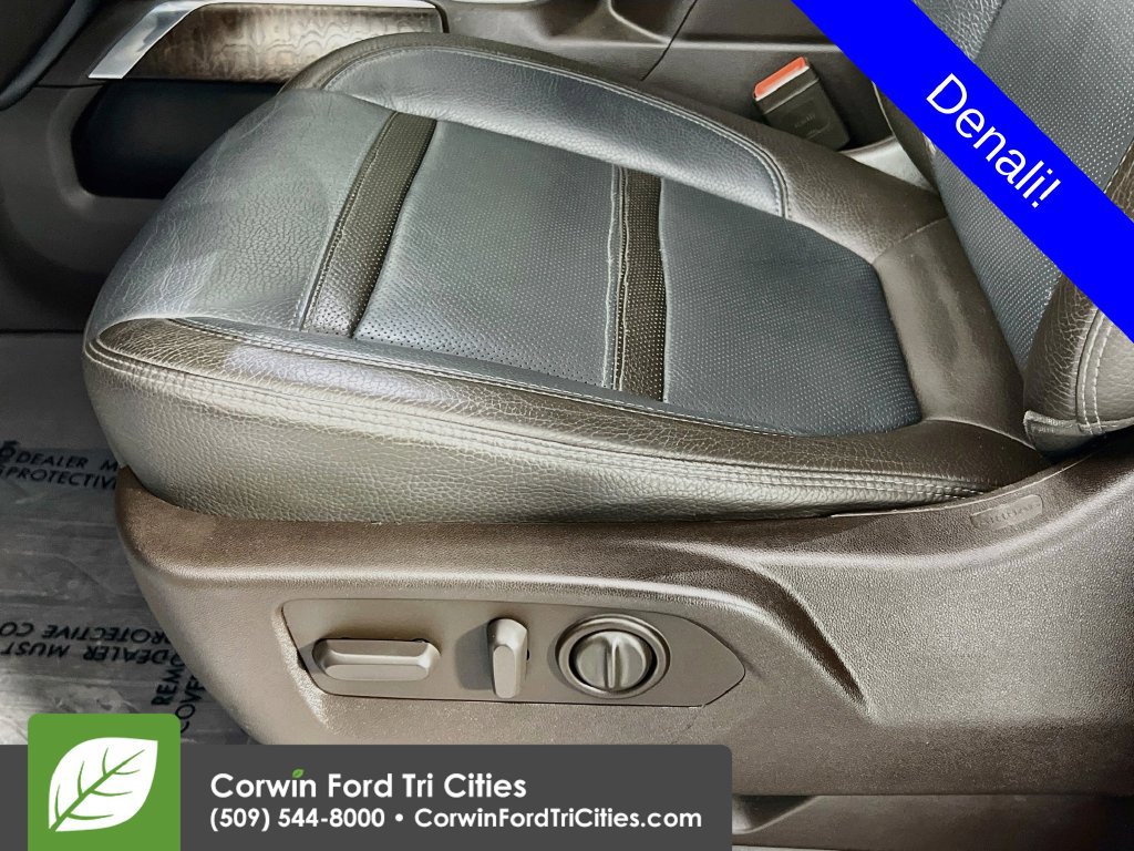 Used 2020 GMC Sierra 1500 Denali w/ Denali Ultimate Package AWD/4WD image 22