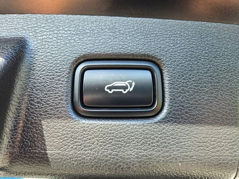 Used 2022 Kia Telluride EX FWD image 23