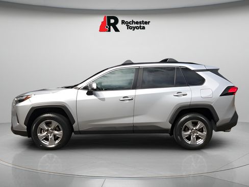 Used 2024 Toyota RAV4 XLE w/ Convenience Package AWD/4WD image 4