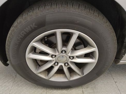 Used 2014 Dodge Grand Caravan R/T image 31