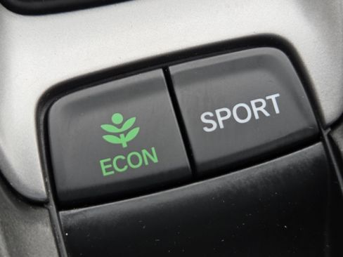 Used 2020 Honda Accord Touring image 9