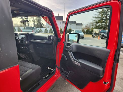 Used 2012 Jeep Wrangler Sport image 29