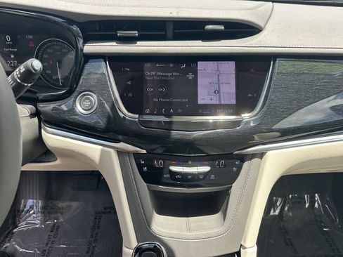 Used 2025 Cadillac XT6 Premium Luxury w/ Technology Package FWD image 18