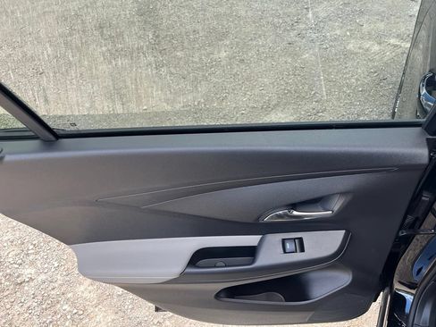 Used 2025 Buick Envista Avenir FWD image 26