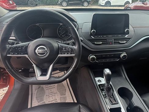 Used 2022 Nissan Altima 2.5 SR image 12