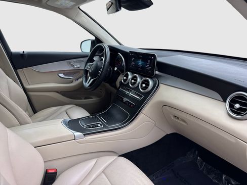 Used 2022 Mercedes-Benz GLC 300 4MATIC image 41