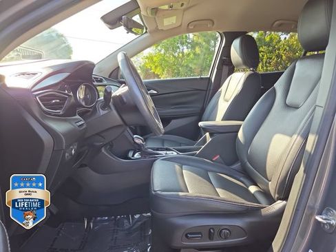 Certified 2022 Buick Encore GX Essence w/ Advanced Technology Package FWD image 16