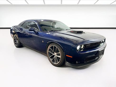 Used 2017 Dodge Challenger R/T Scat Pack image 3