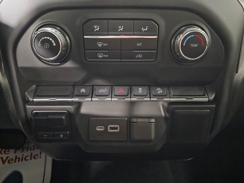 Used 2021 Chevrolet Silverado 1500 Custom Trail Boss image 31