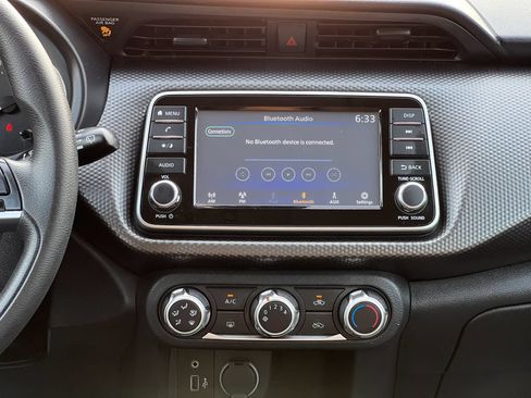 Used 2020 Nissan Kicks S FWD image 25