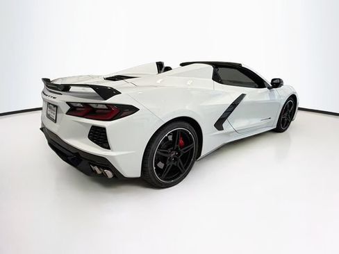 Used 2023 Chevrolet Corvette Stingray Premium Conv w/ Z51 Performance Package RWD image 7