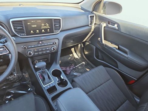 Certified 2020 Kia Sportage LX image 22