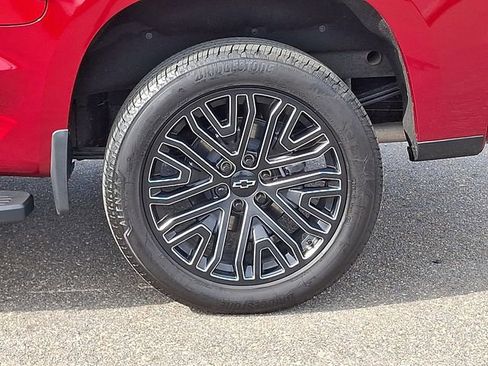 Used 2025 Chevrolet Silverado 1500 High Country w/ Technology Package image 29