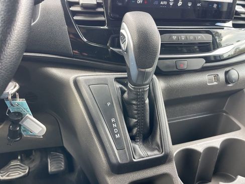 Used 2023 Ford Transit 350 XLT RWD image 13