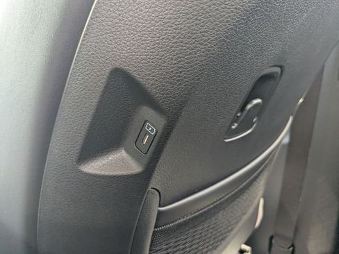 New 2026 Kia Carnival FWD image 13