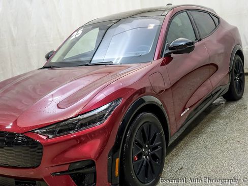 Used 2025 Ford Mustang Mach-E Premium w/ Sport Appearance Package image 5