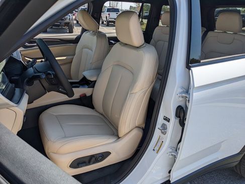 New 2026 Jeep Grand Cherokee Limited image 35