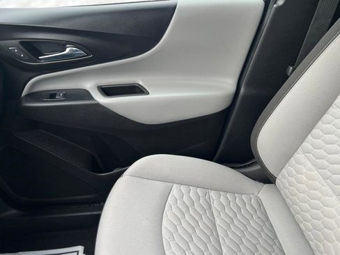Used 2019 Chevrolet Equinox LT image 27