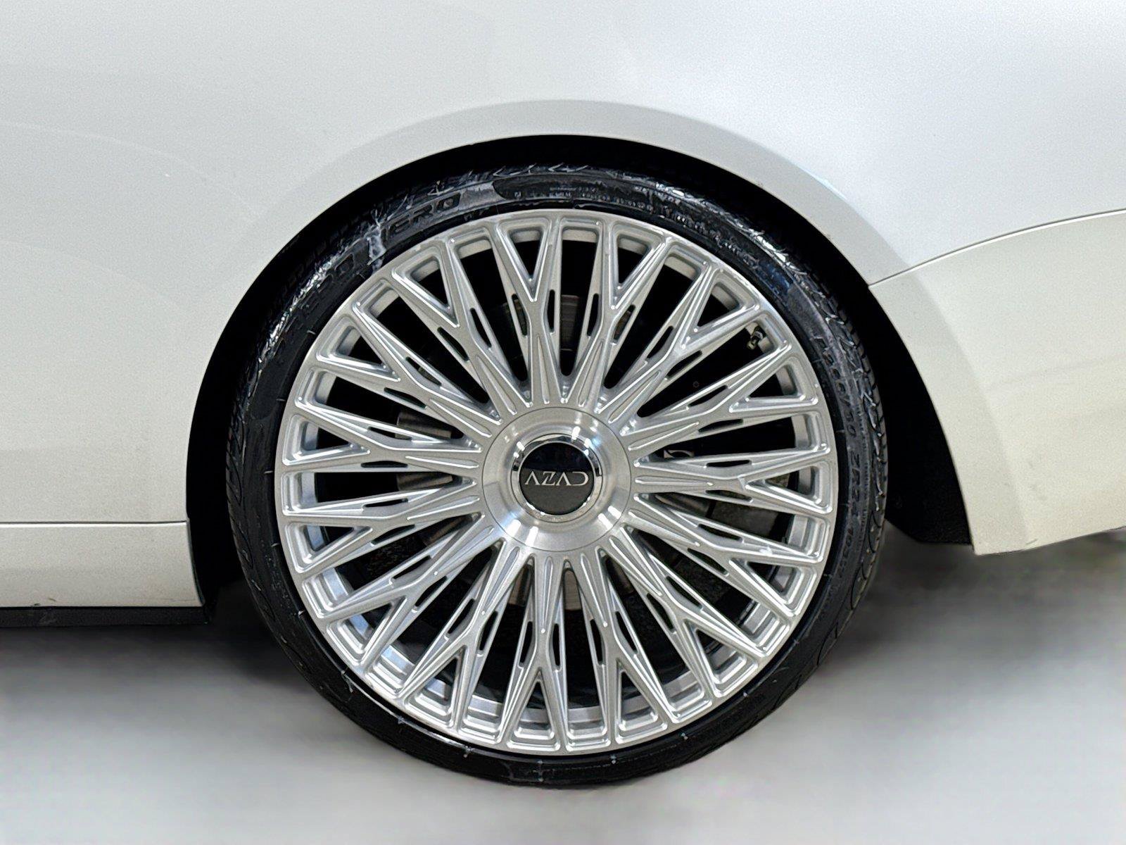 Used 2016 Rolls-Royce Dawn RWD image 38